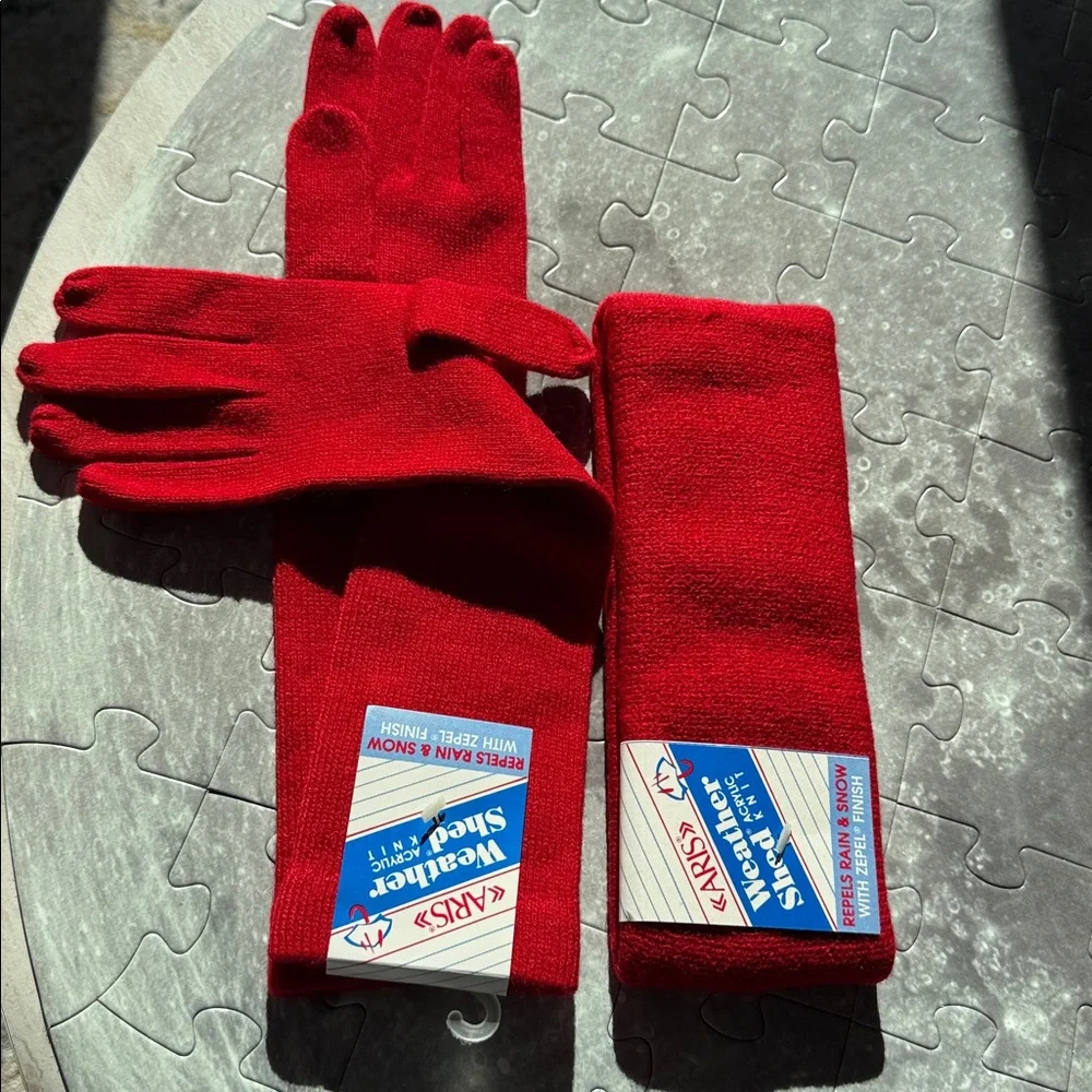 Aris Weather Shed Acrylic Knit Gloves‎ And Headband Set